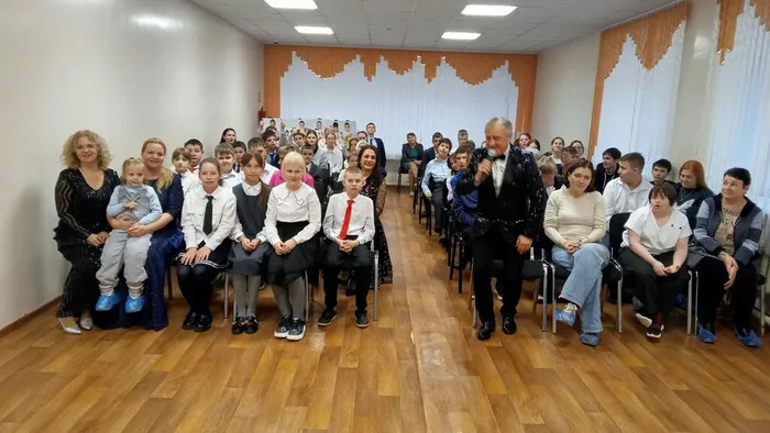 photo_5294286025939160603_y