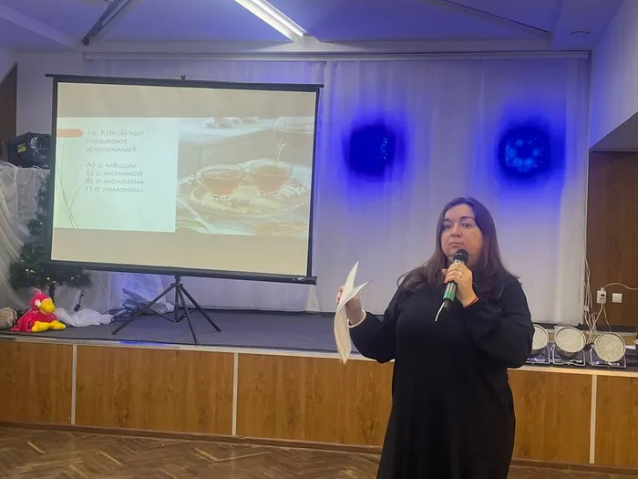 photo_5334646615303721467_y