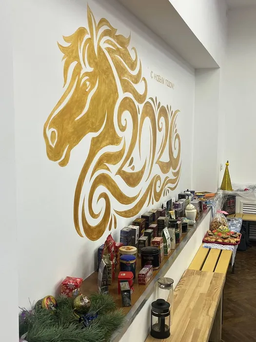 photo_5334646615303721486_y