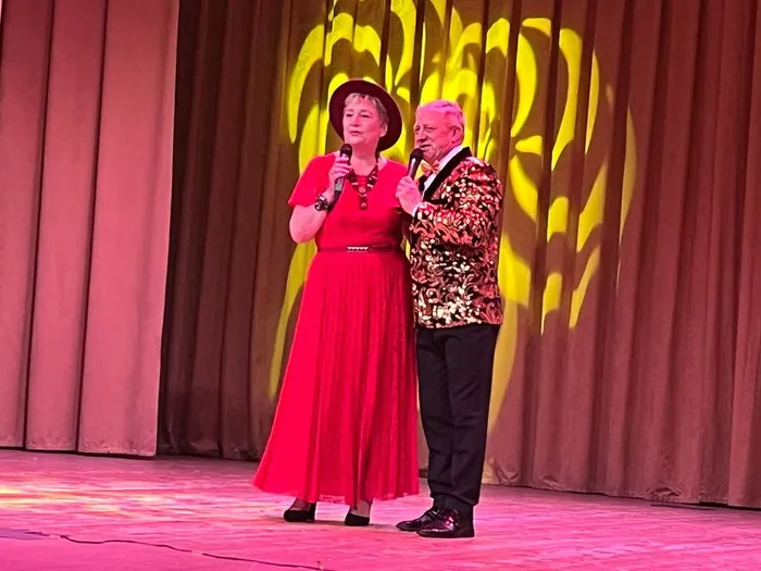 photo_5269400886641888048_y