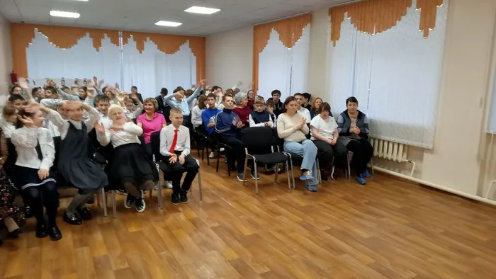 photo_5294286025939160610_y