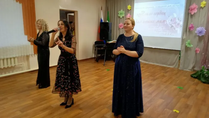 photo_5294286025939160609_y