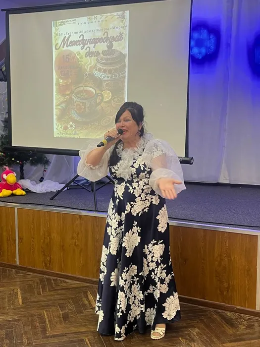 photo_5334646615303721479_y