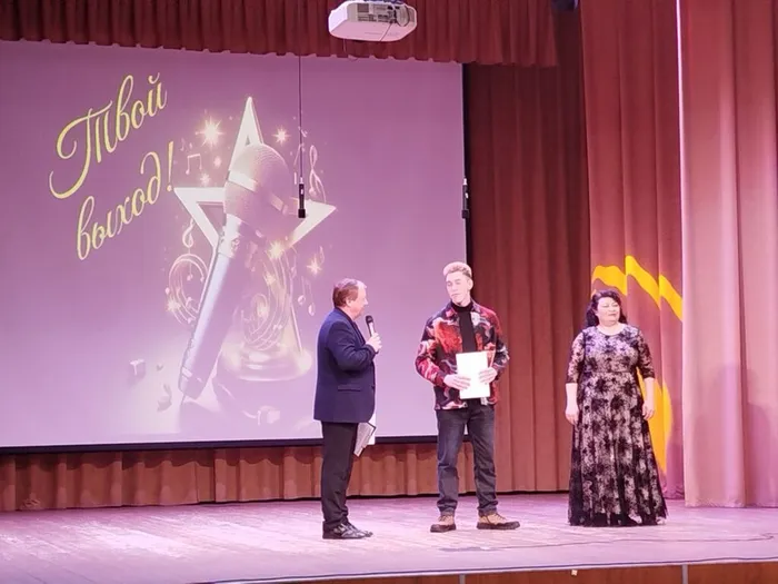 photo_5469691974911725732_y